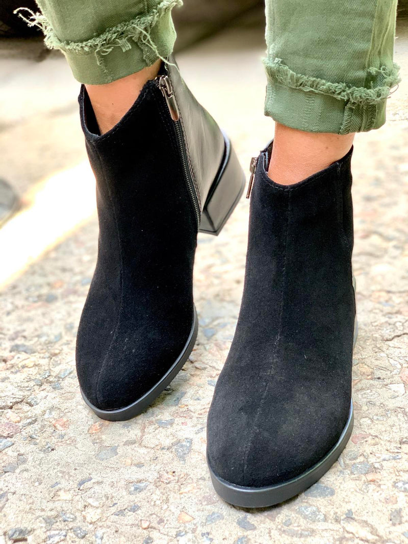 Women Suede Ankle Boots Demi-season Black