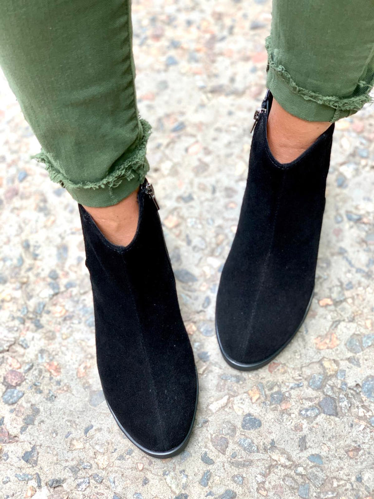 Women Suede Ankle Boots Demi-season Black