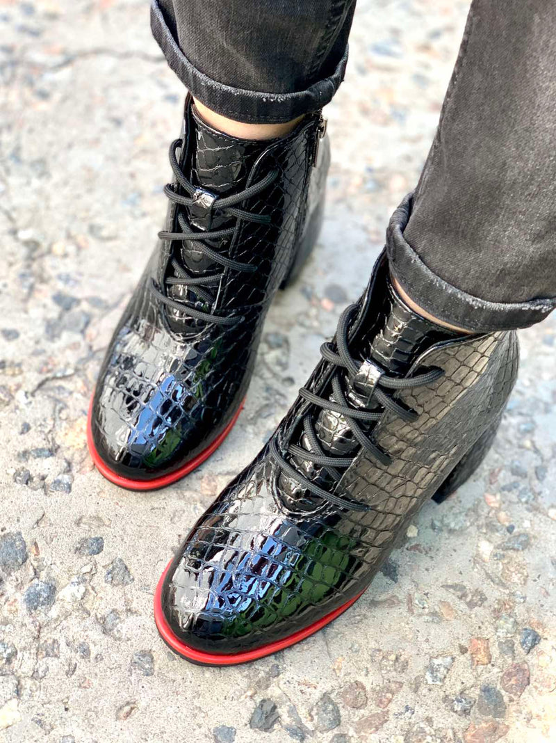 Women Leather Ankle Boots Demi-season Black