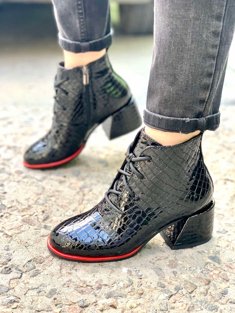 Women Leather Ankle Boots Demi-season Black