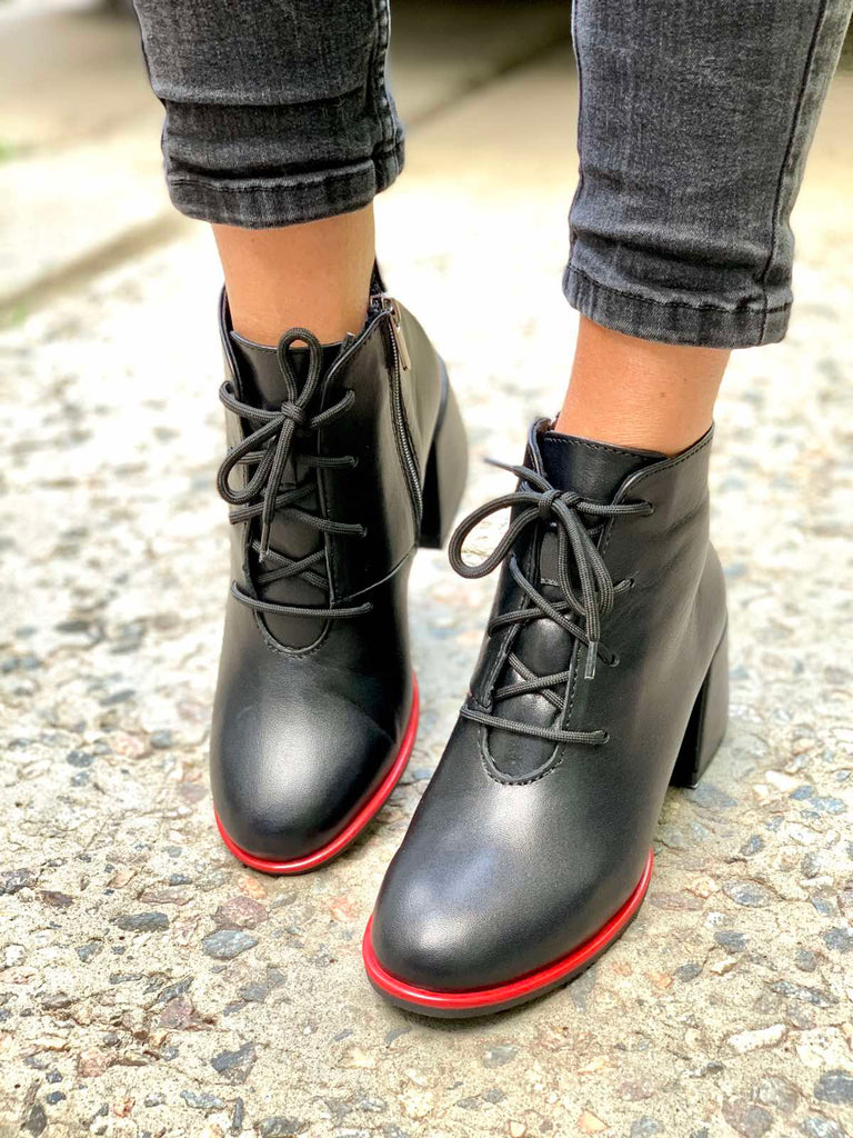 Women Leather Ankle Boots Demi-season Black