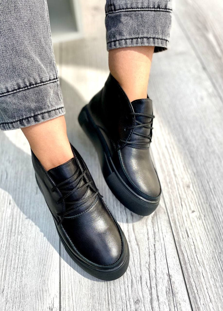Women Demi-season Leather Boots Black