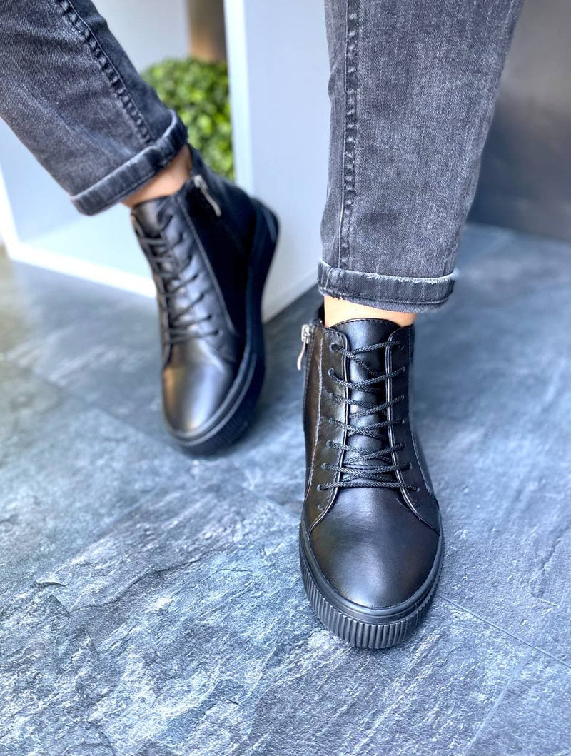 Women Leather Sneakers Demi-season Black