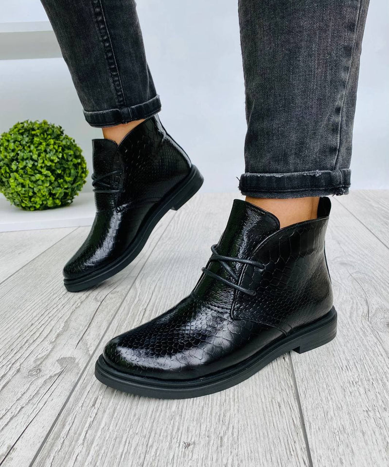 Women Demi-season Leather Boots 1502 Black