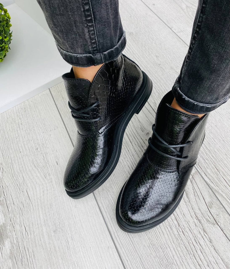 Women Demi-season Leather Boots 1502 Black