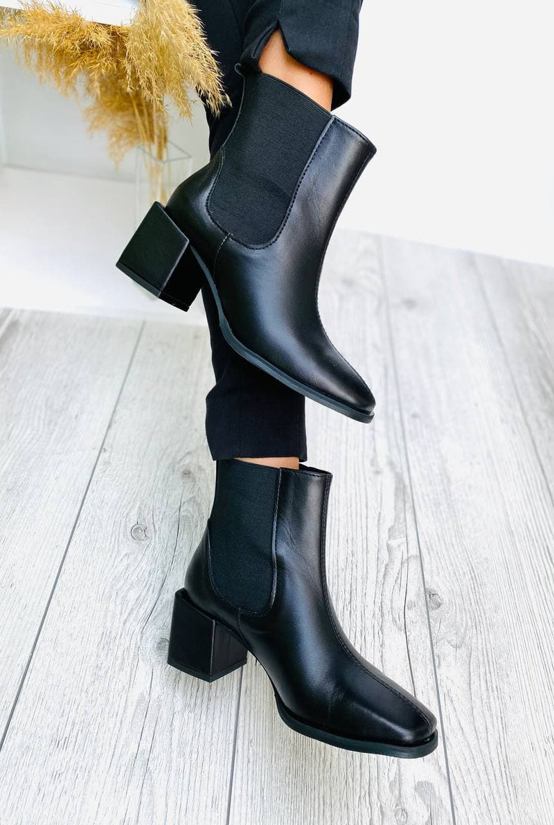 Women Leather Ankle Boots Demi-season Black