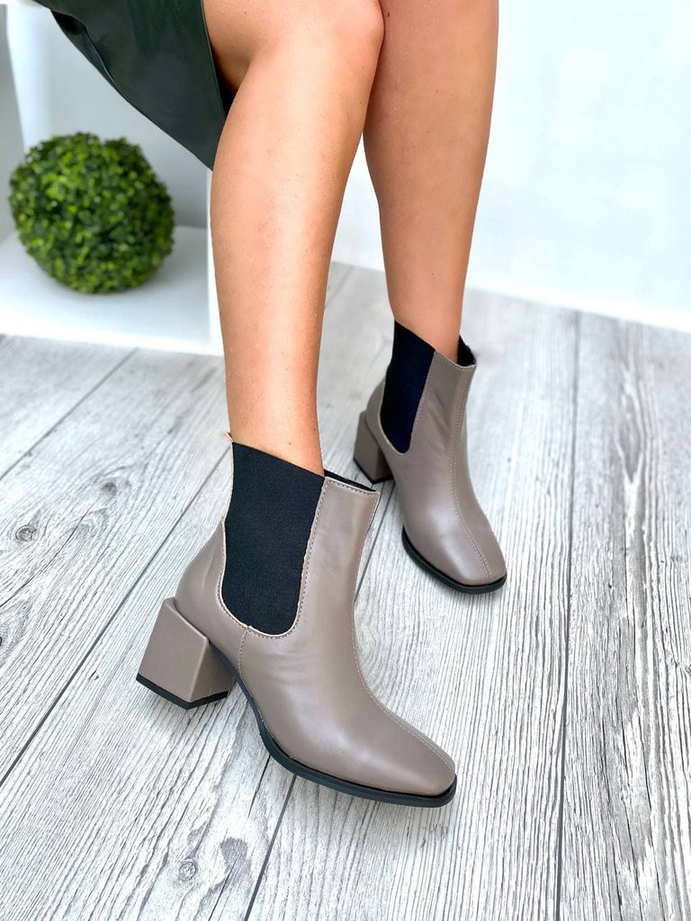 Women Leather Ankle Boots Demi-season Beige