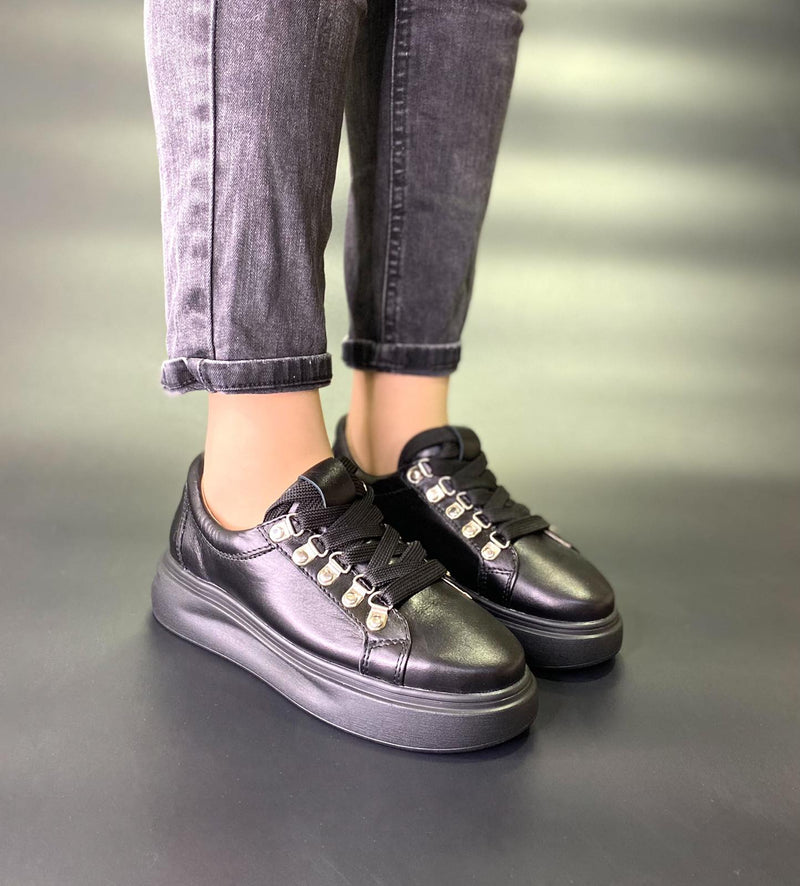 Women Leather Sneakers Black