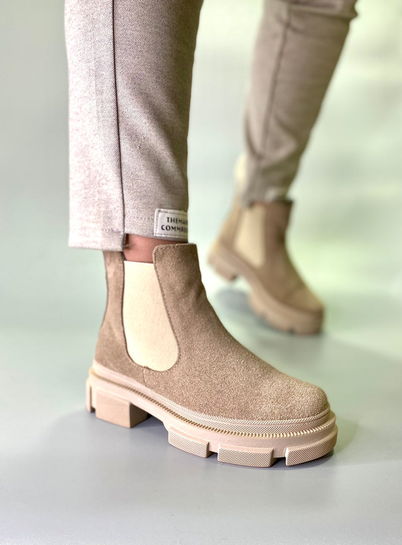Women Suede Boots Chelsea Demi-season Beige