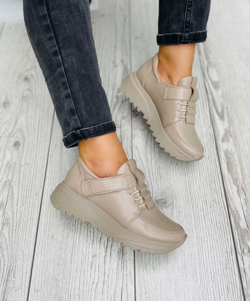 Women Leather Sneakers Beige