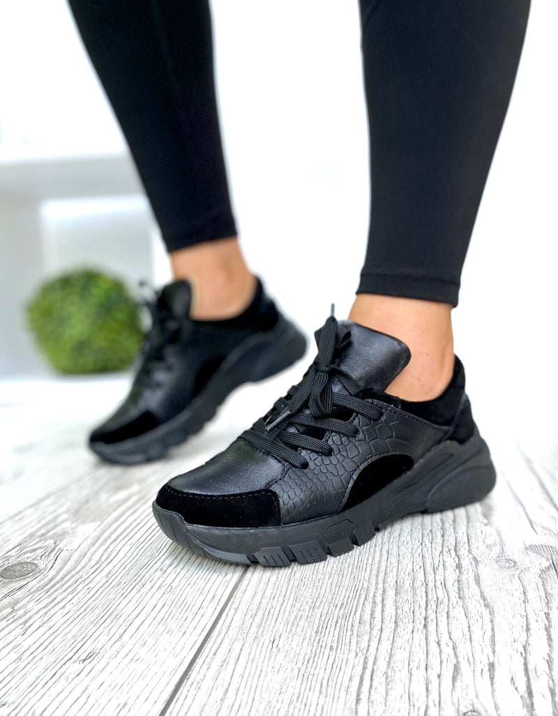 Women Leather Sneakers Black