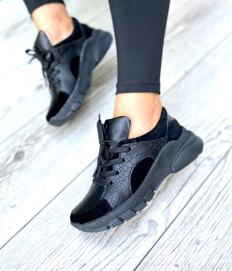 Women Leather Sneakers Black