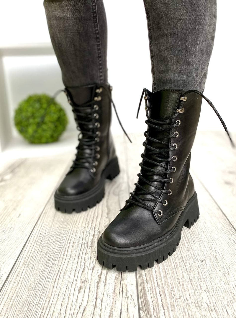 Women Demi-season Leather Boots 1550 Black
