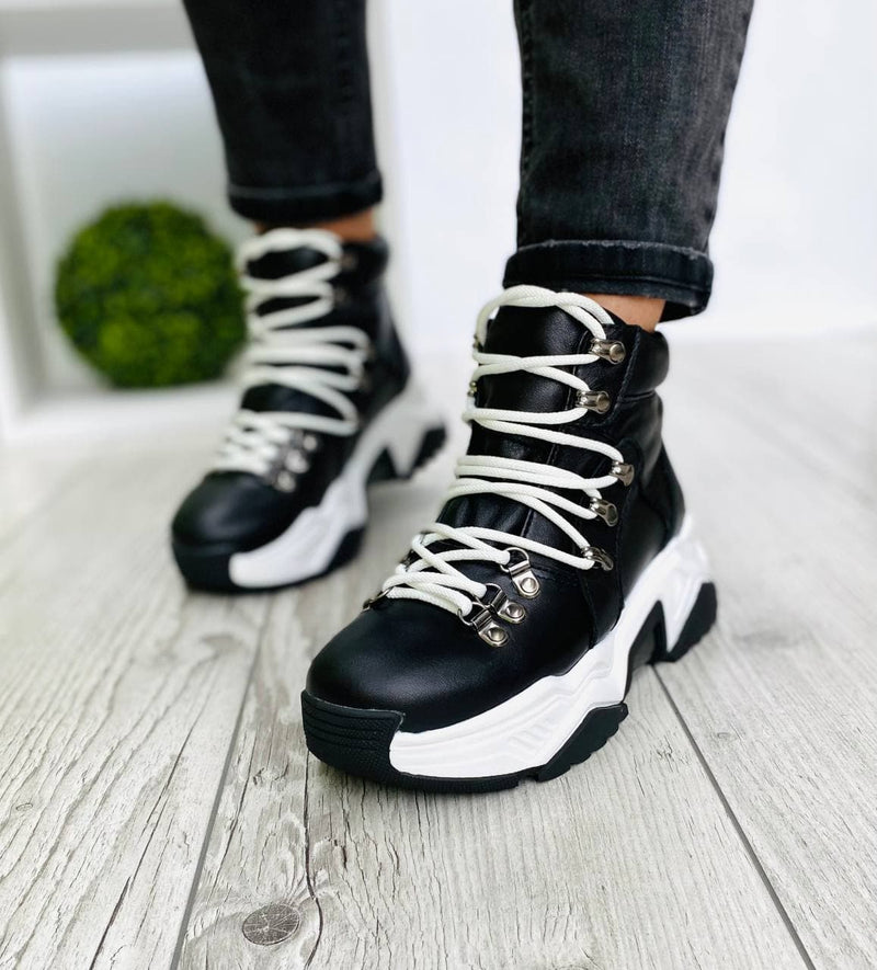 Women Demi-season Leather Boots 1551 Black