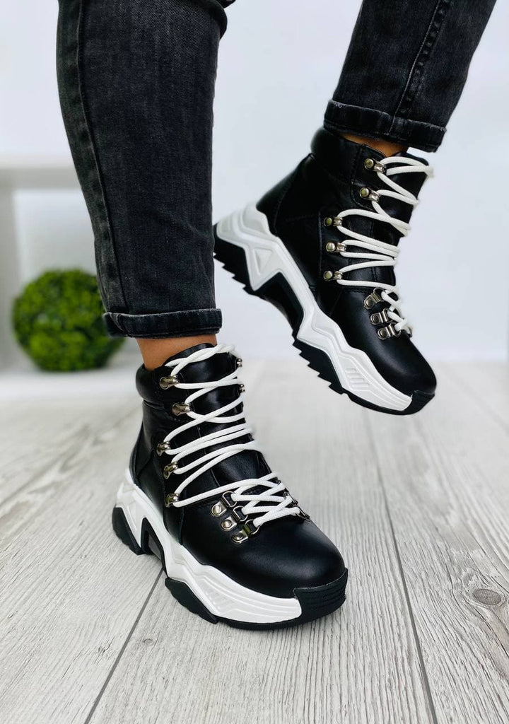 Women Demi-season Leather Boots 1551 Black