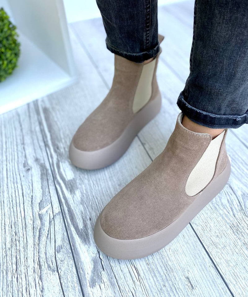 Women Demi-season Suede Chelsea Boots Beige