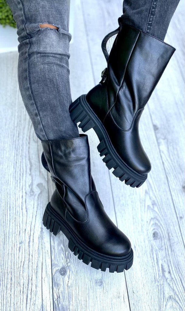 Women Demi-season Leather Boots 1553 Black