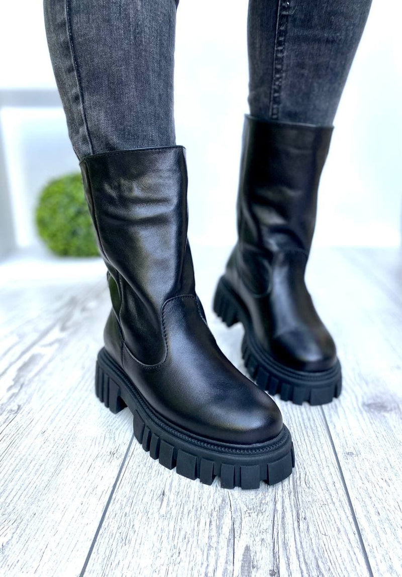 Women Demi-season Leather Boots 1553 Black