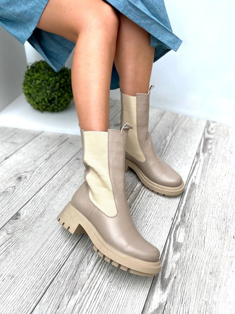 Women Leather Boots Chelsea Demi-season Beige