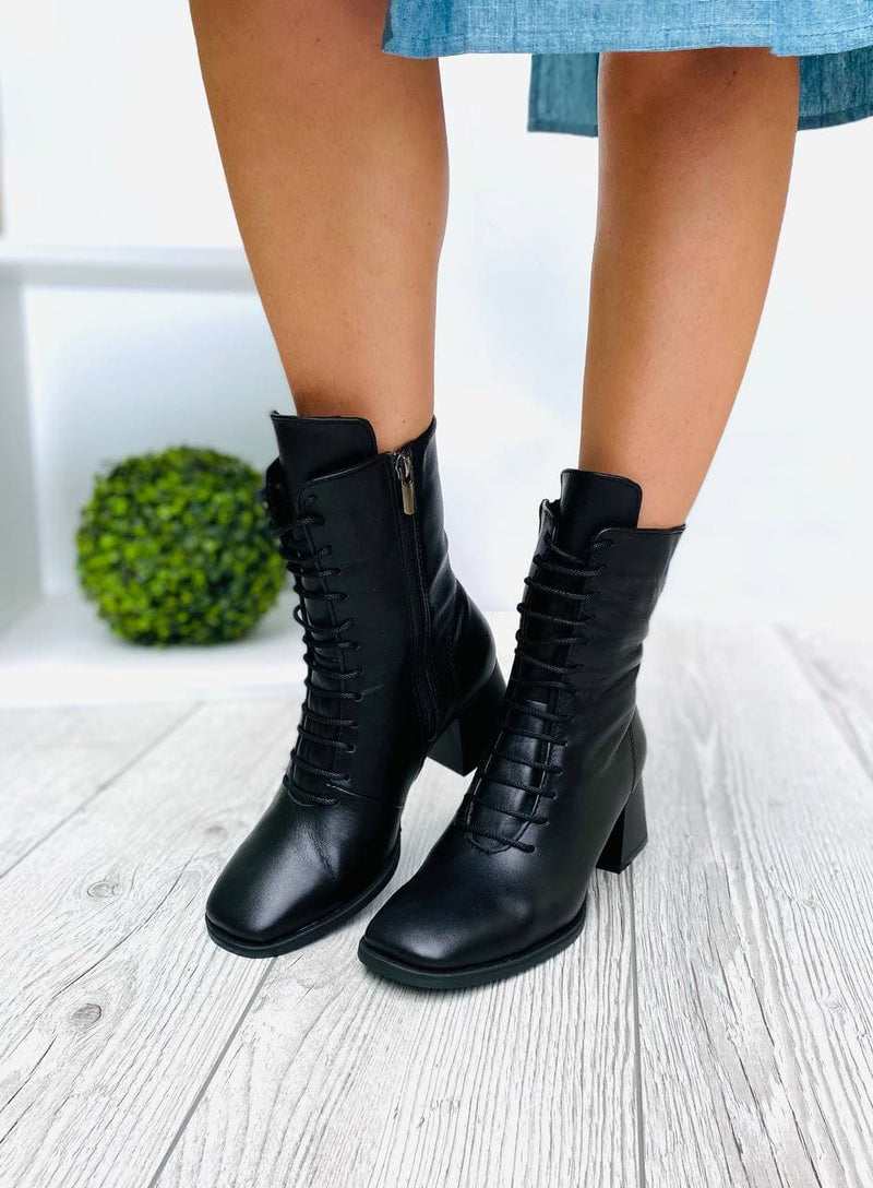 Women Leather Ankle Boots Demi-season Black