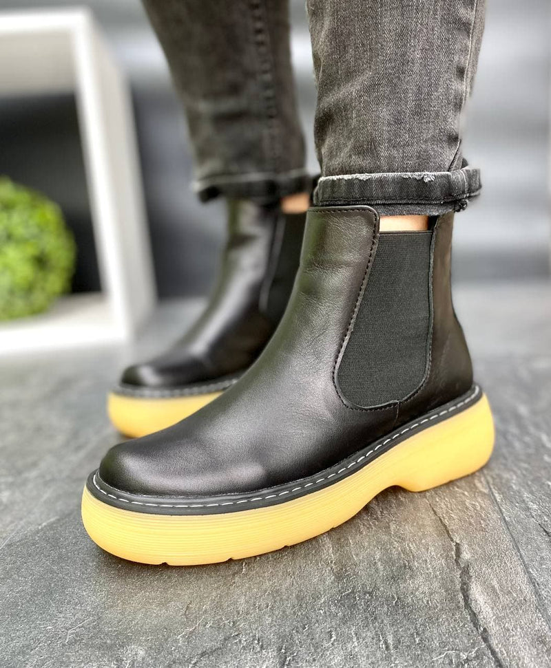 Women Leather Boots Chelsea Demi-season Black