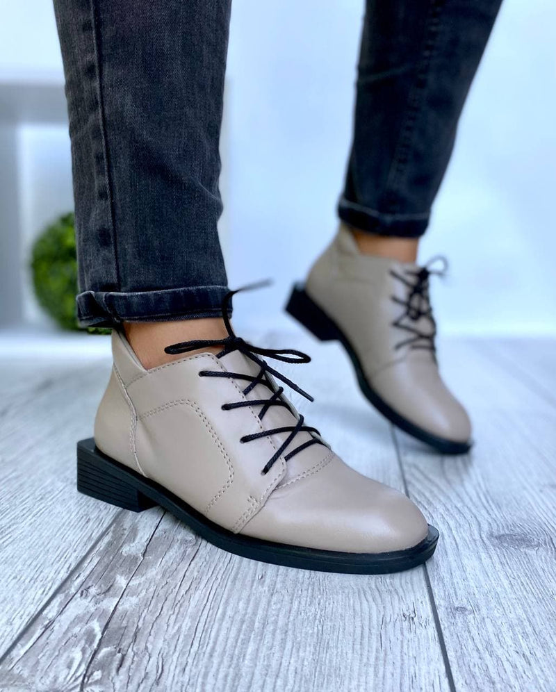 Women Leather Lace-Up Boots Beige
