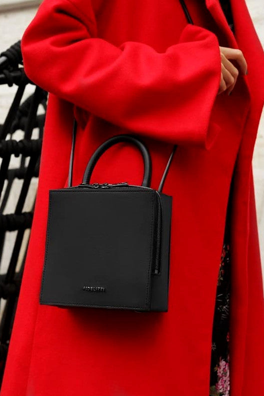 Woman Leather Crossbody Bag Lady Anne Cube Black