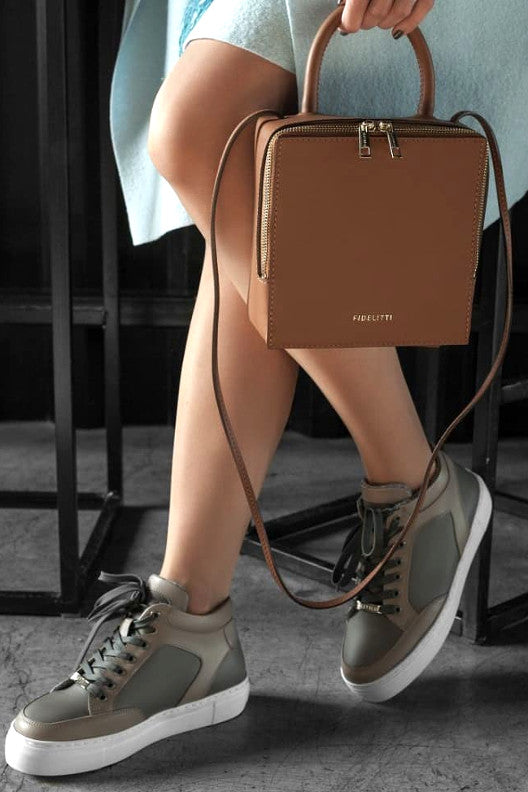 Woman Leather Crossbody Bag Lady Anne Cube Chocolate